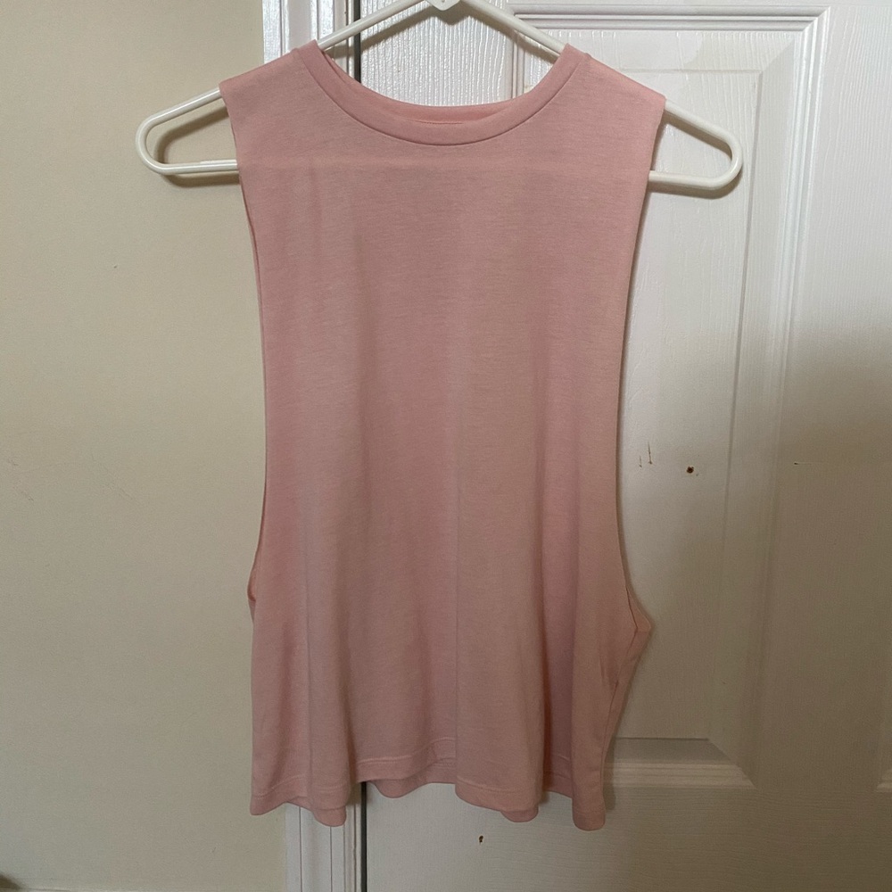 F21 muscle tank